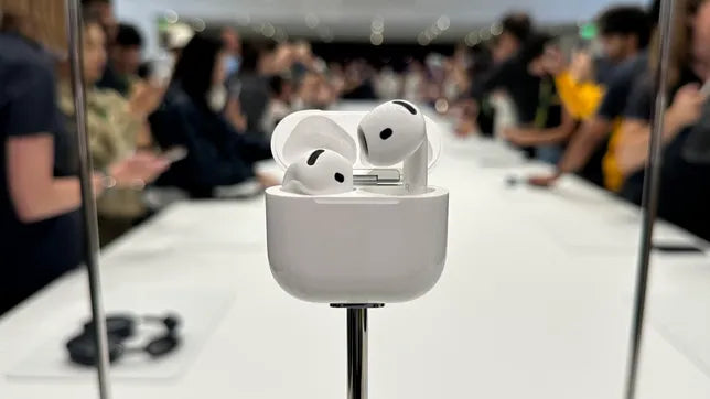 AirPods 4 Wireless Earbuds