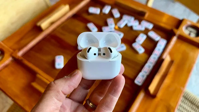 AirPods 4 Wireless Earbuds